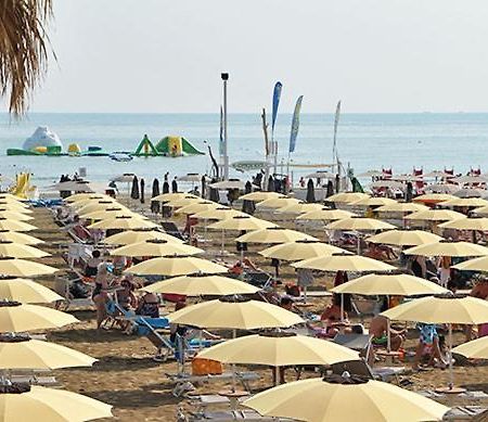 ريميني Hotel Biancospino المظهر الخارجي الصورة